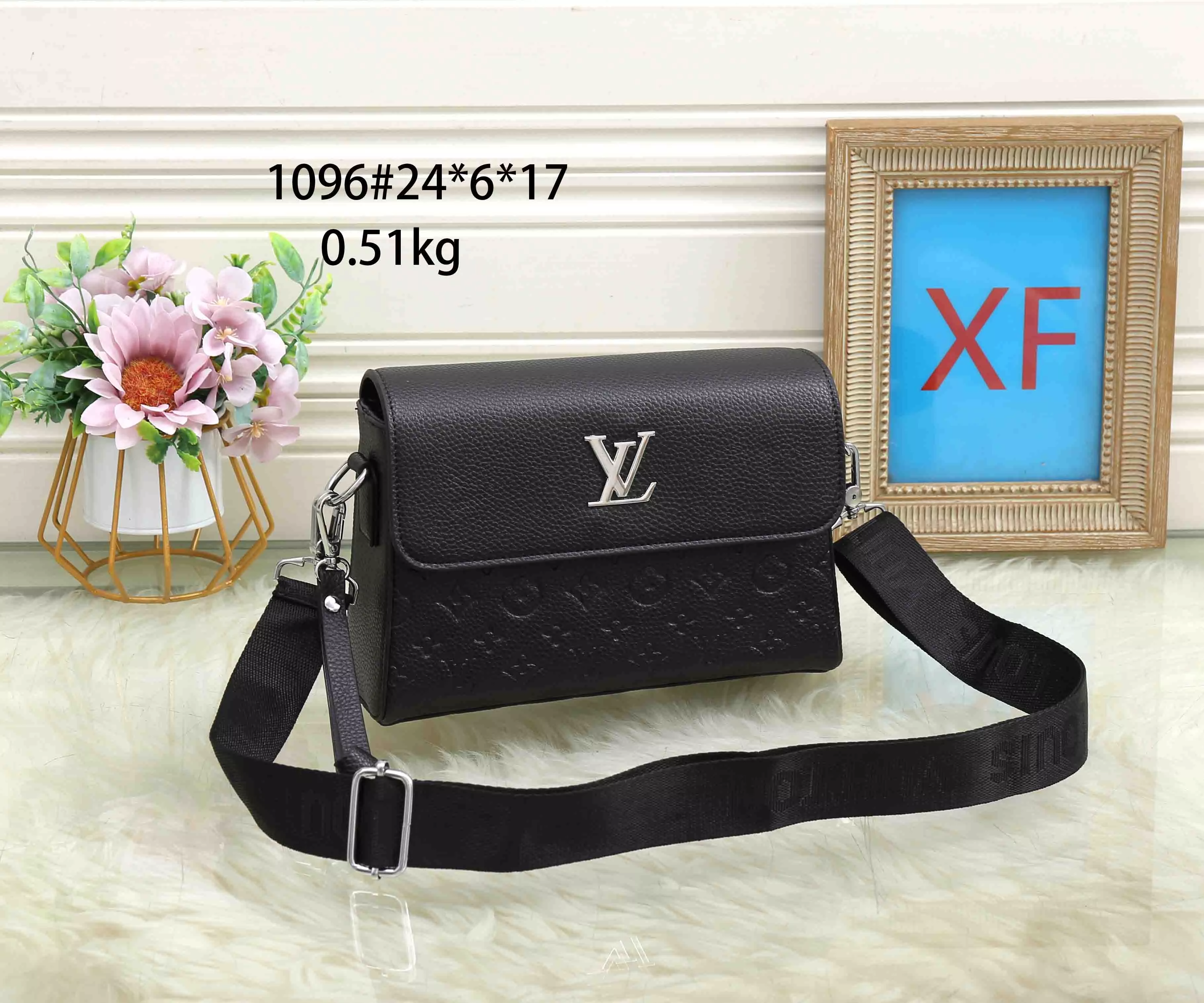 Louis Vuitton Messenger Bags For Men WellDesigned 8424