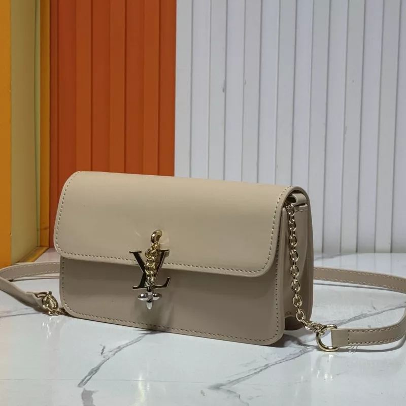 Louis Vuitton Messenger Bags For Women Bright 686