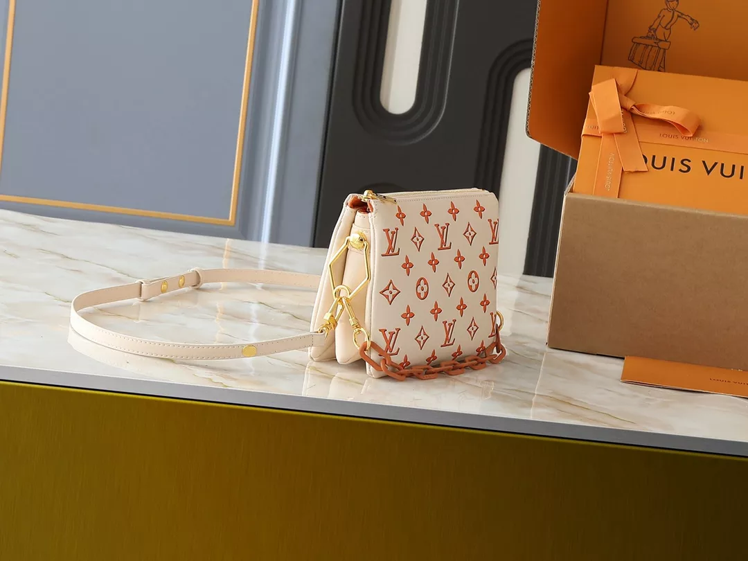 Louis Vuitton Messenger Bags For Women Classic 6664