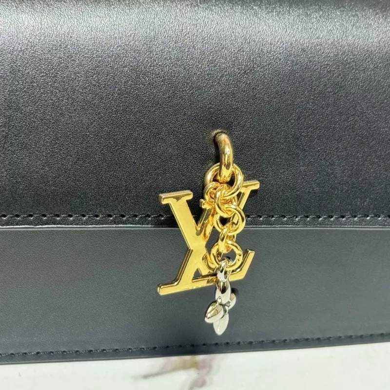 Louis Vuitton Messenger Bags For Women Comfortable 9847