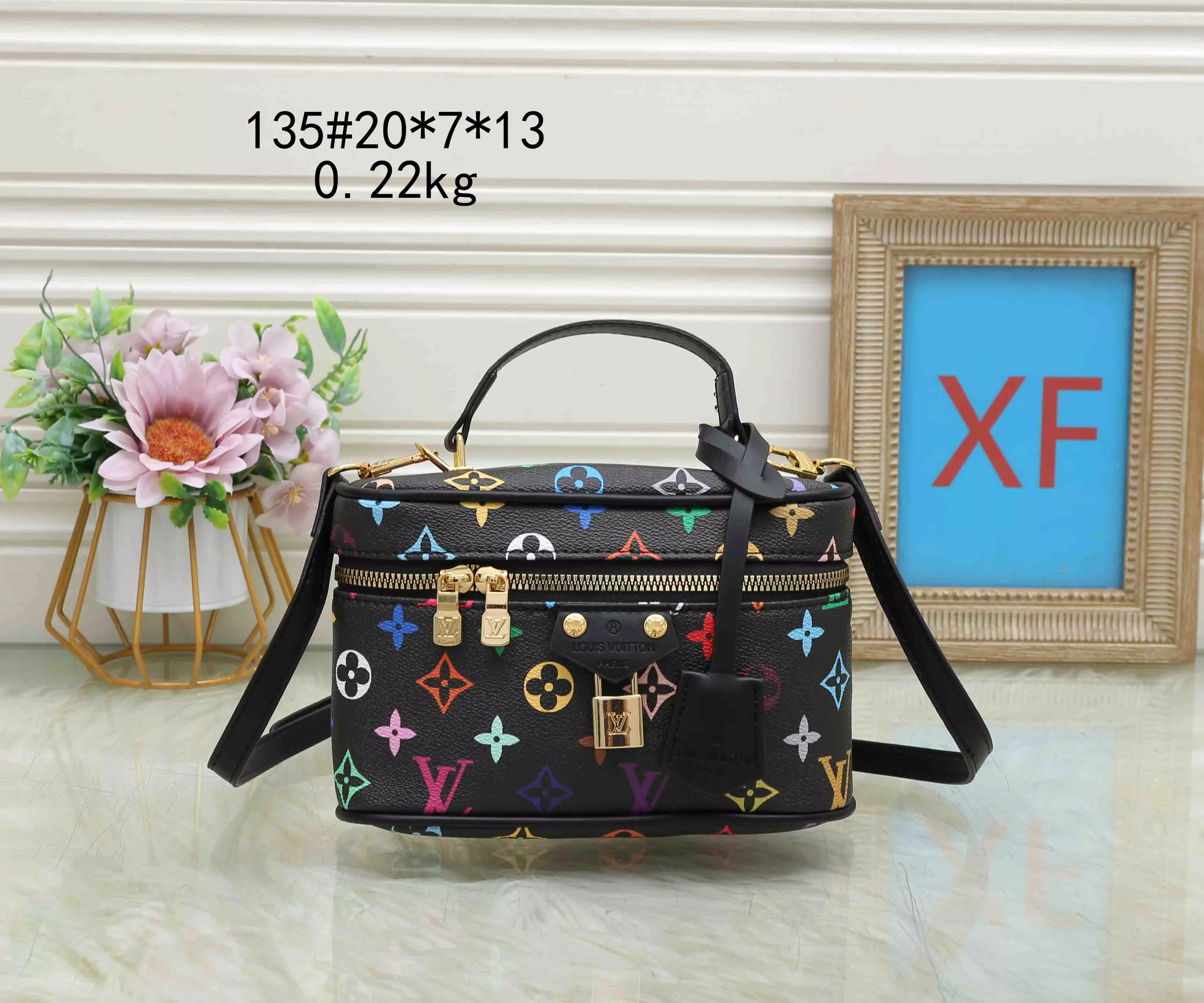 Louis Vuitton Messenger Bags For Women Cozy 8735