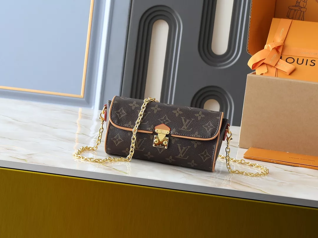 Louis Vuitton Messenger Bags For Women Durable 719