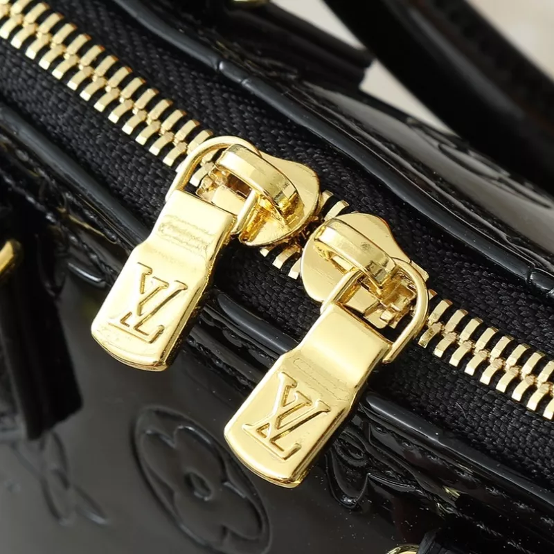 Louis Vuitton Messenger Bags For Women Modern 9091