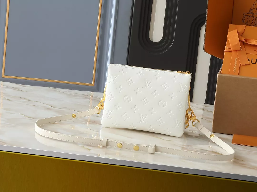 Louis Vuitton Messenger Bags For Women ModernLook 9059