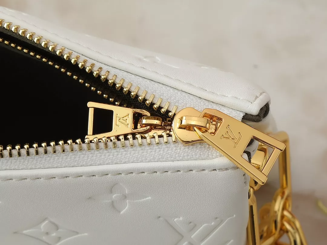 Louis Vuitton Messenger Bags For Women ModernLook 9059
