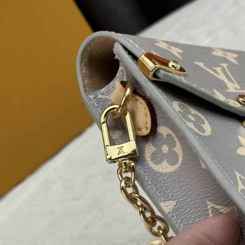 Louis Vuitton Messenger Bags For Women Popular 8954