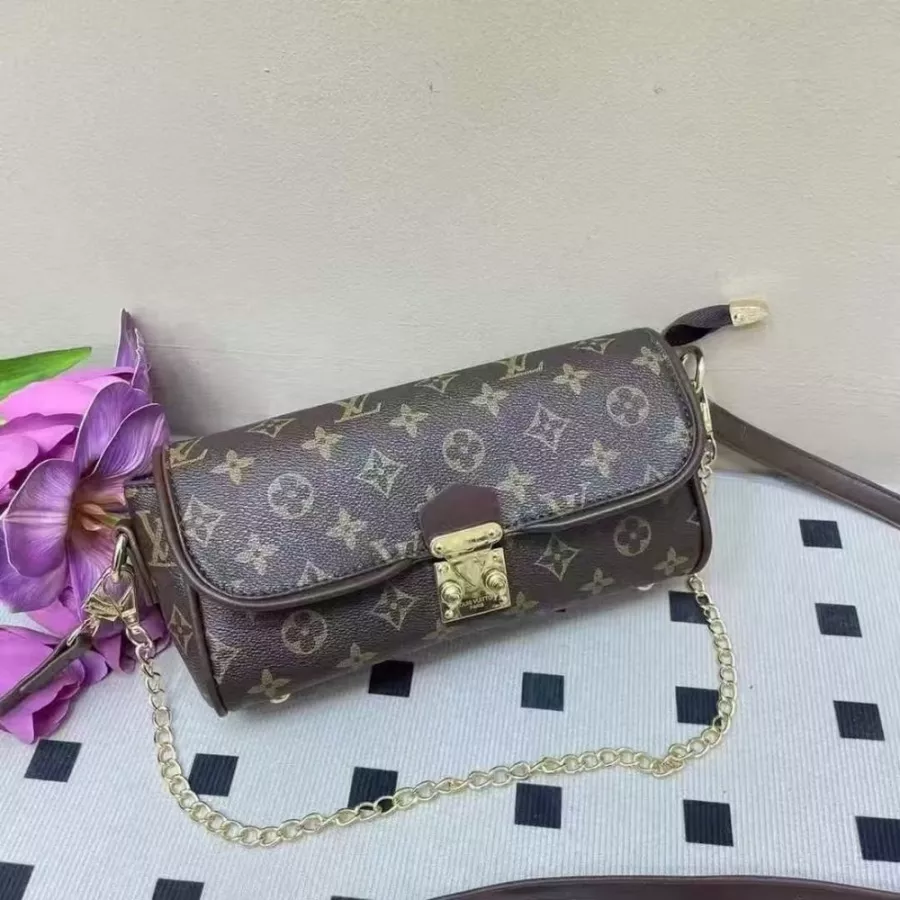Louis Vuitton Messenger Bags For Women Reliable 8745