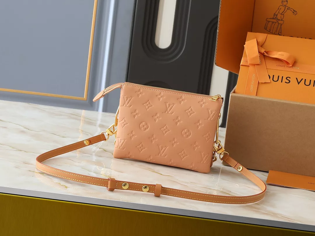 Louis Vuitton Messenger Bags For Women Resilient 6682