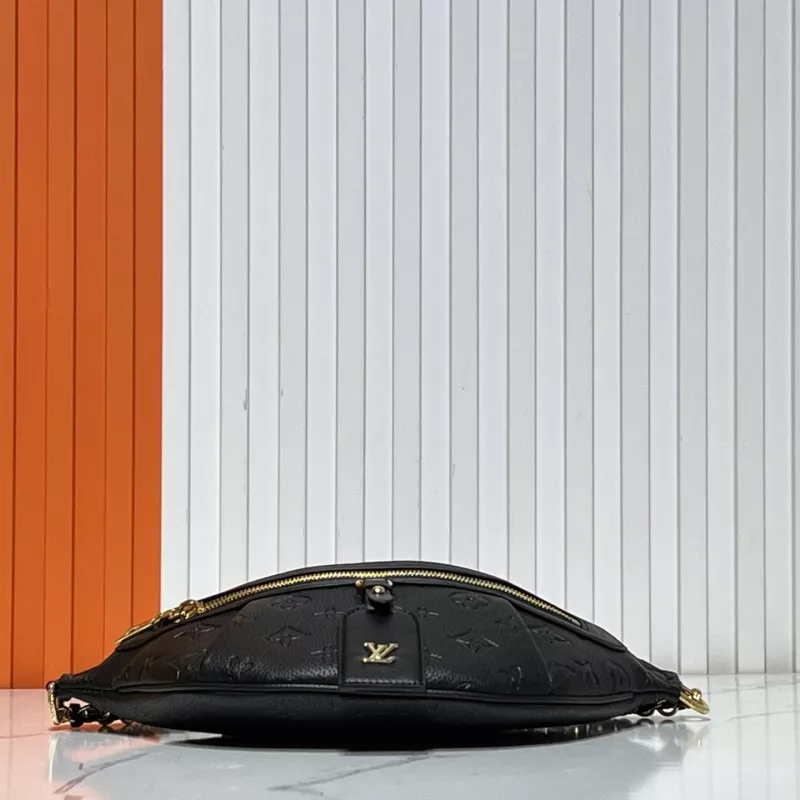 Louis Vuitton Messenger Bags For Women Resilient 9316