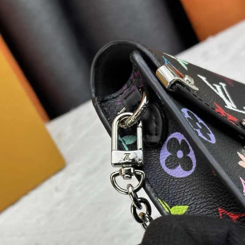 Louis Vuitton Messenger Bags For Women Resilient 9516