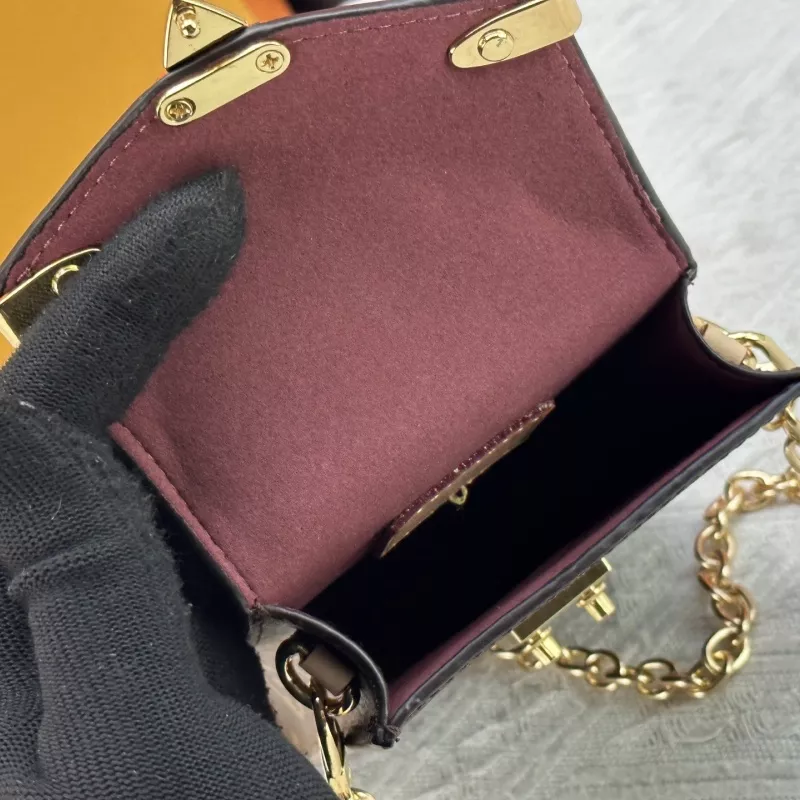 Louis Vuitton Messenger Bags For Women SmartChoice 6666