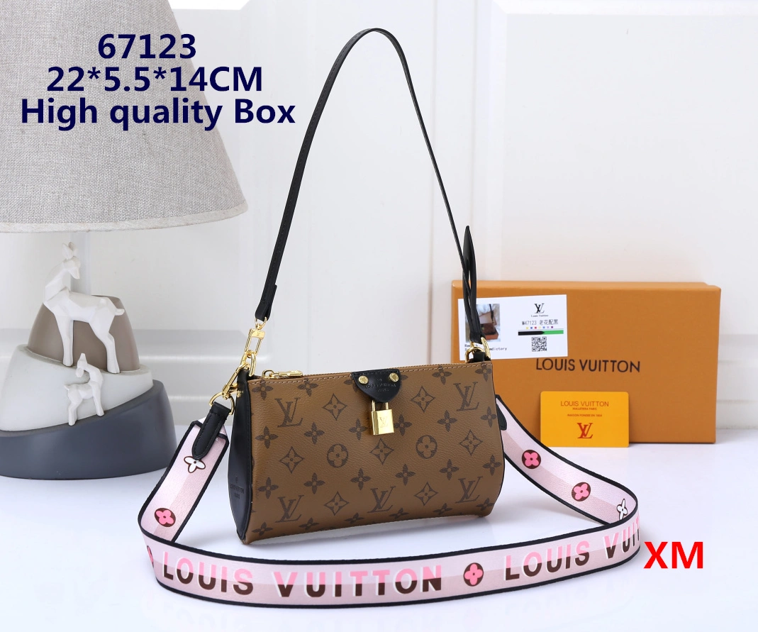 Louis Vuitton Messenger Bags For Women Vibrant 3925