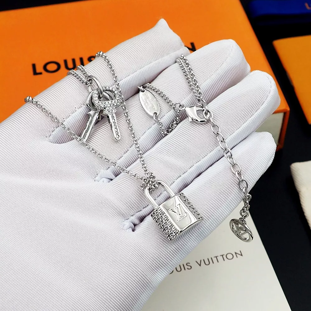 Louis Vuitton Necklaces EasyMatch 6550