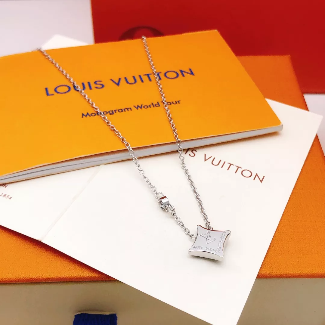 Louis Vuitton Necklaces EyeCatching 3866