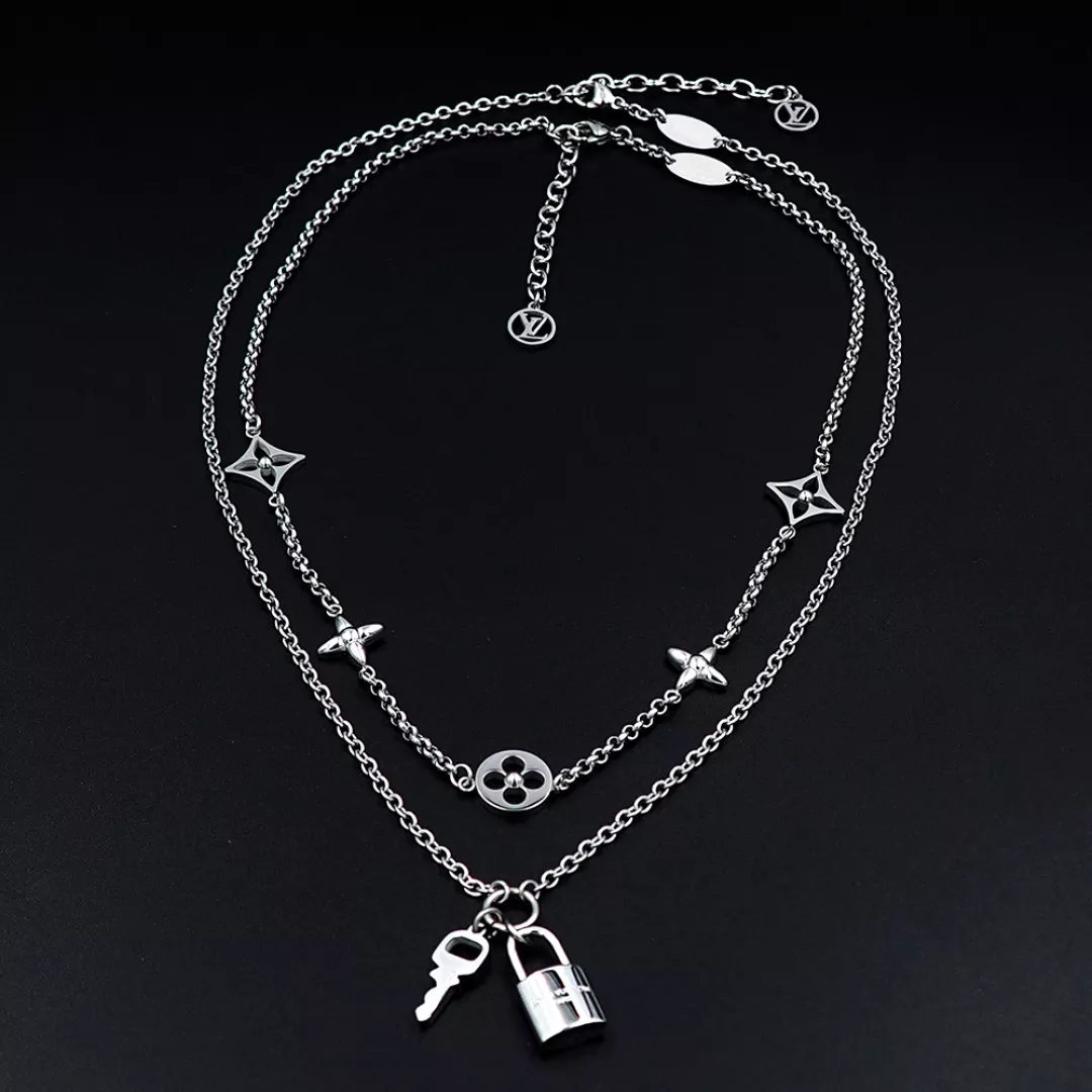 Louis Vuitton Necklaces Functional 1087