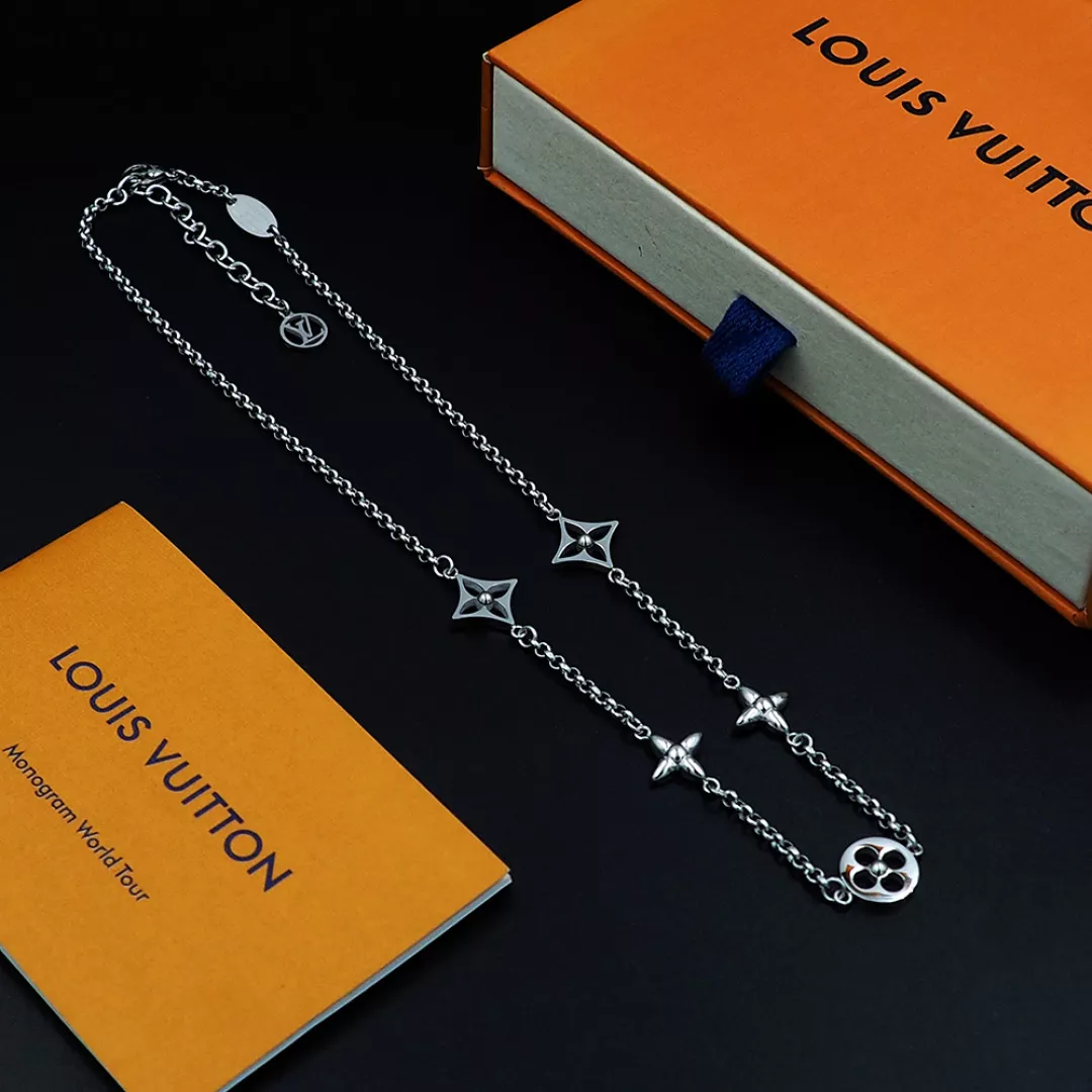 Louis Vuitton Necklaces Functional 1087