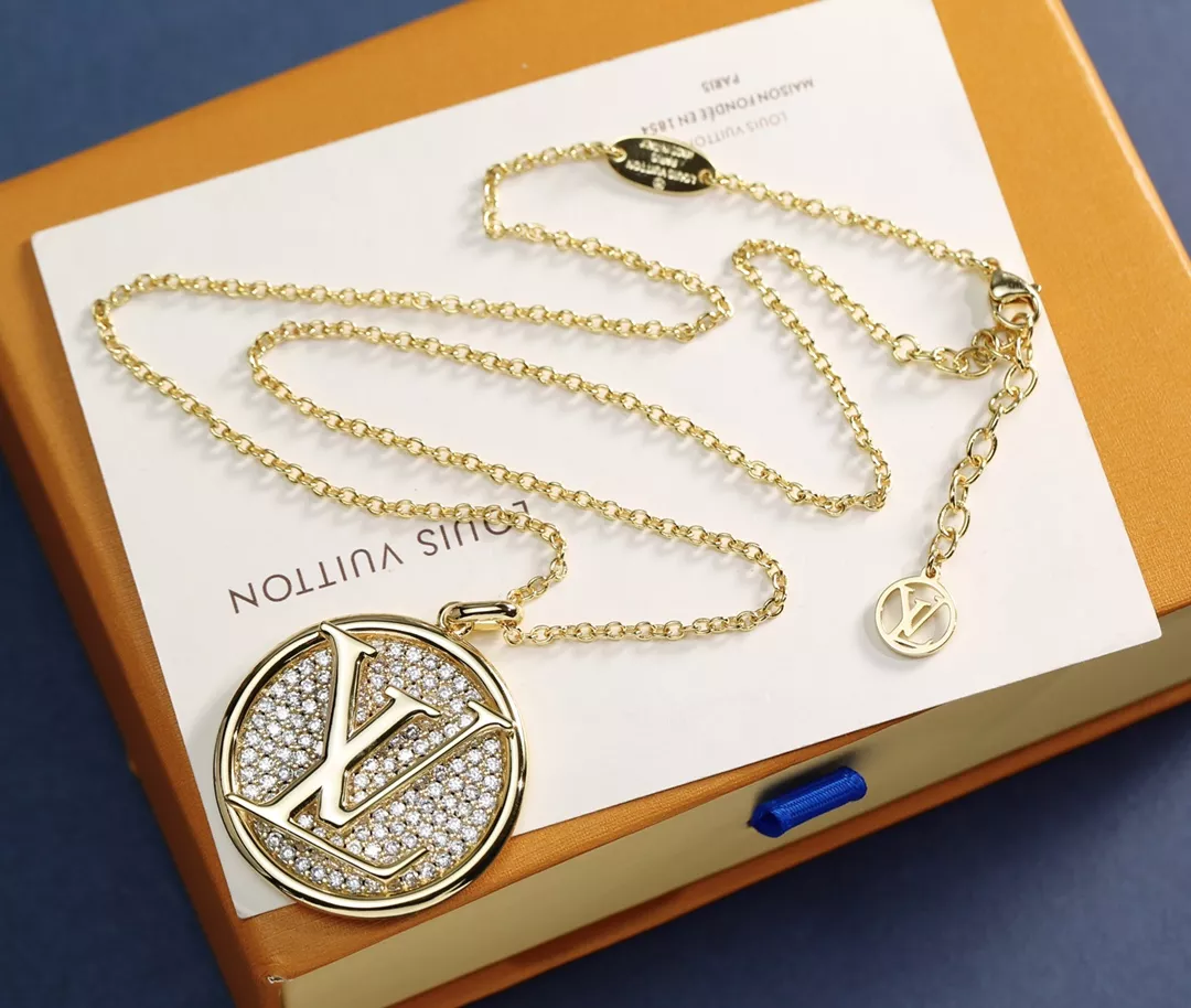 Louis Vuitton Necklaces Popular 2152