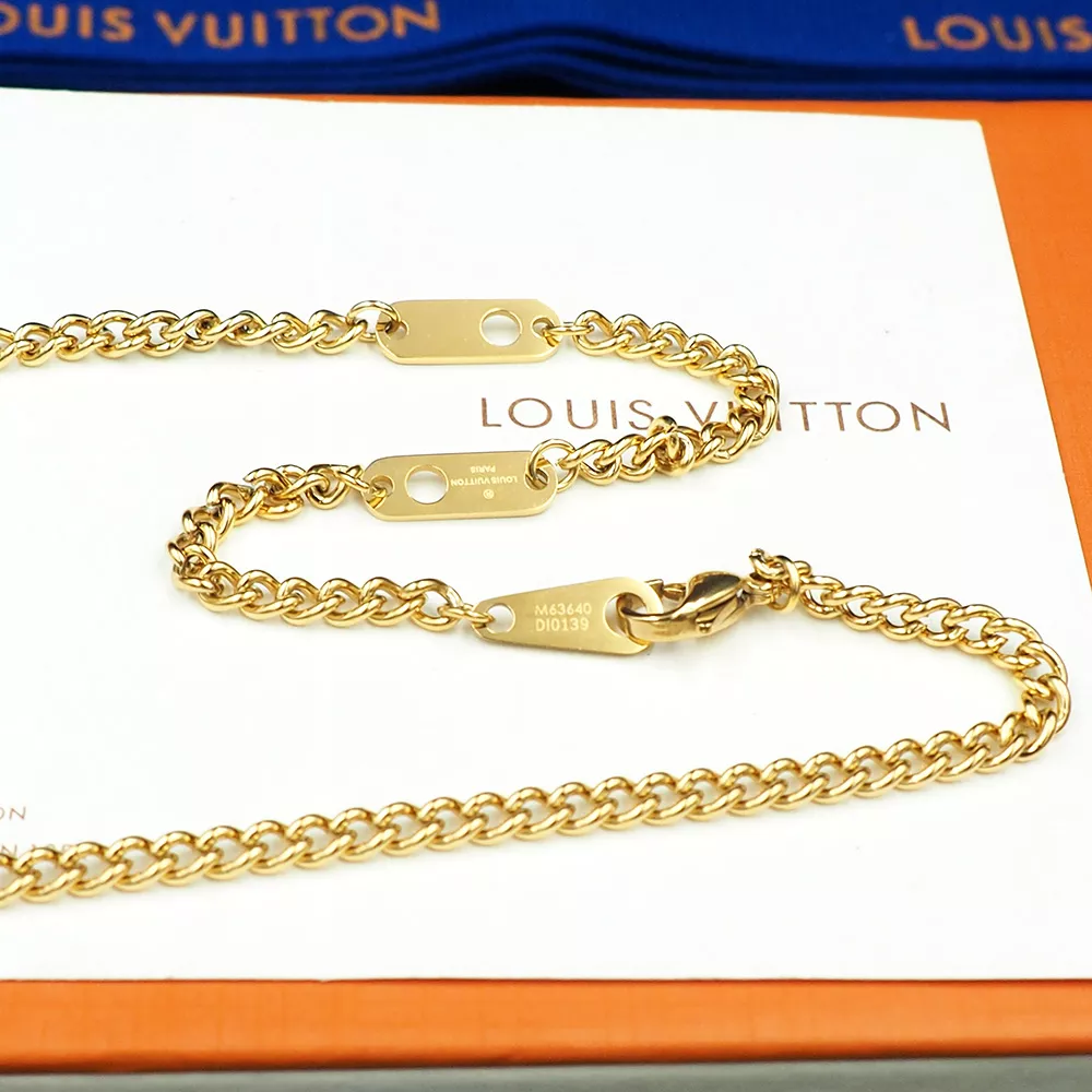 Louis Vuitton Necklaces Timeless 999