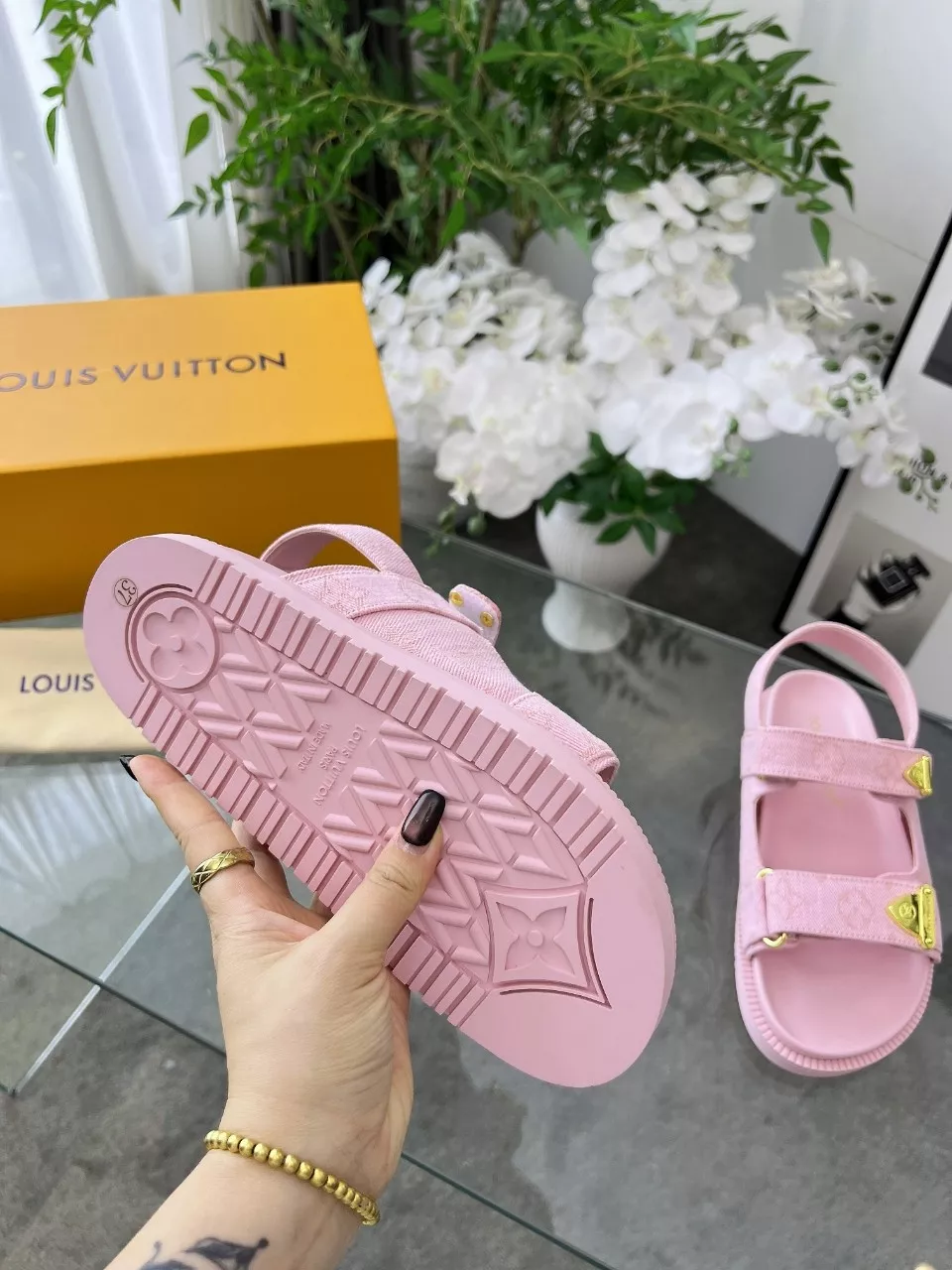 Louis Vuitton Sandal For Women Affordable 2485