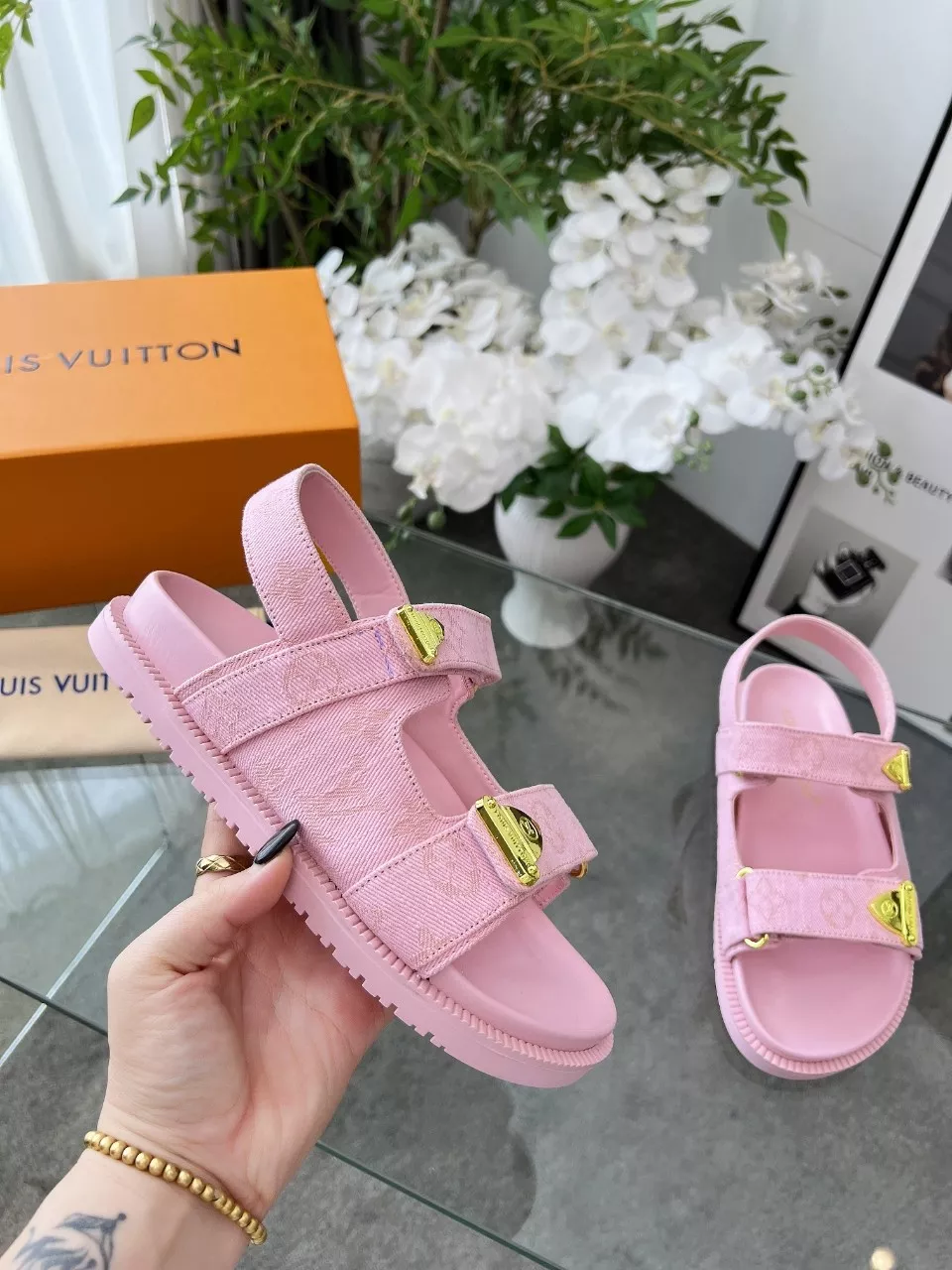 Louis Vuitton Sandal For Women Affordable 2485
