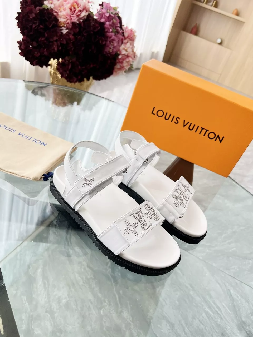 Louis Vuitton Sandal For Women DailyWear 3031