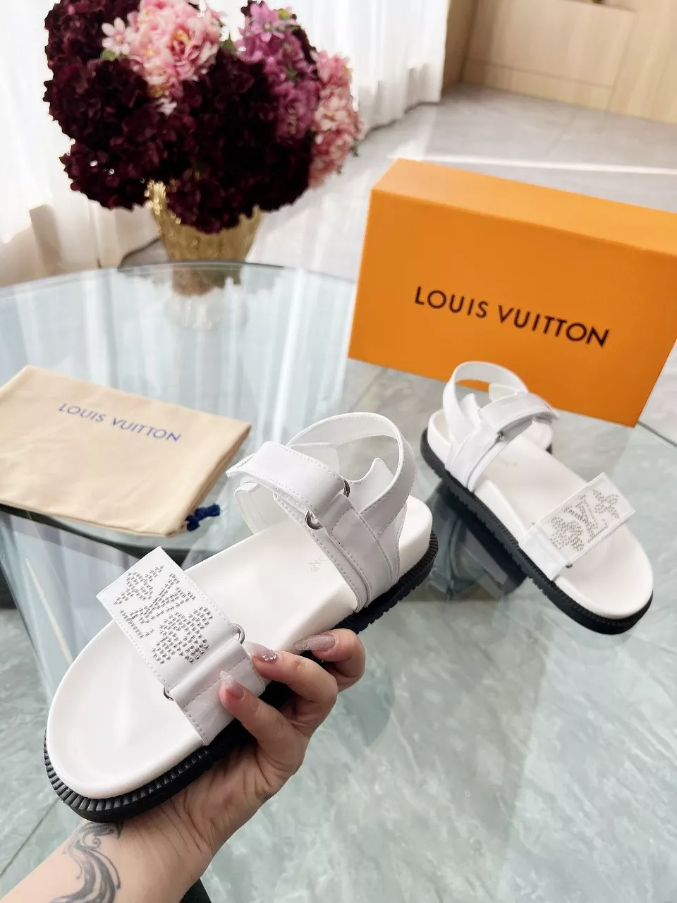 Louis Vuitton Sandal For Women DailyWear 3031