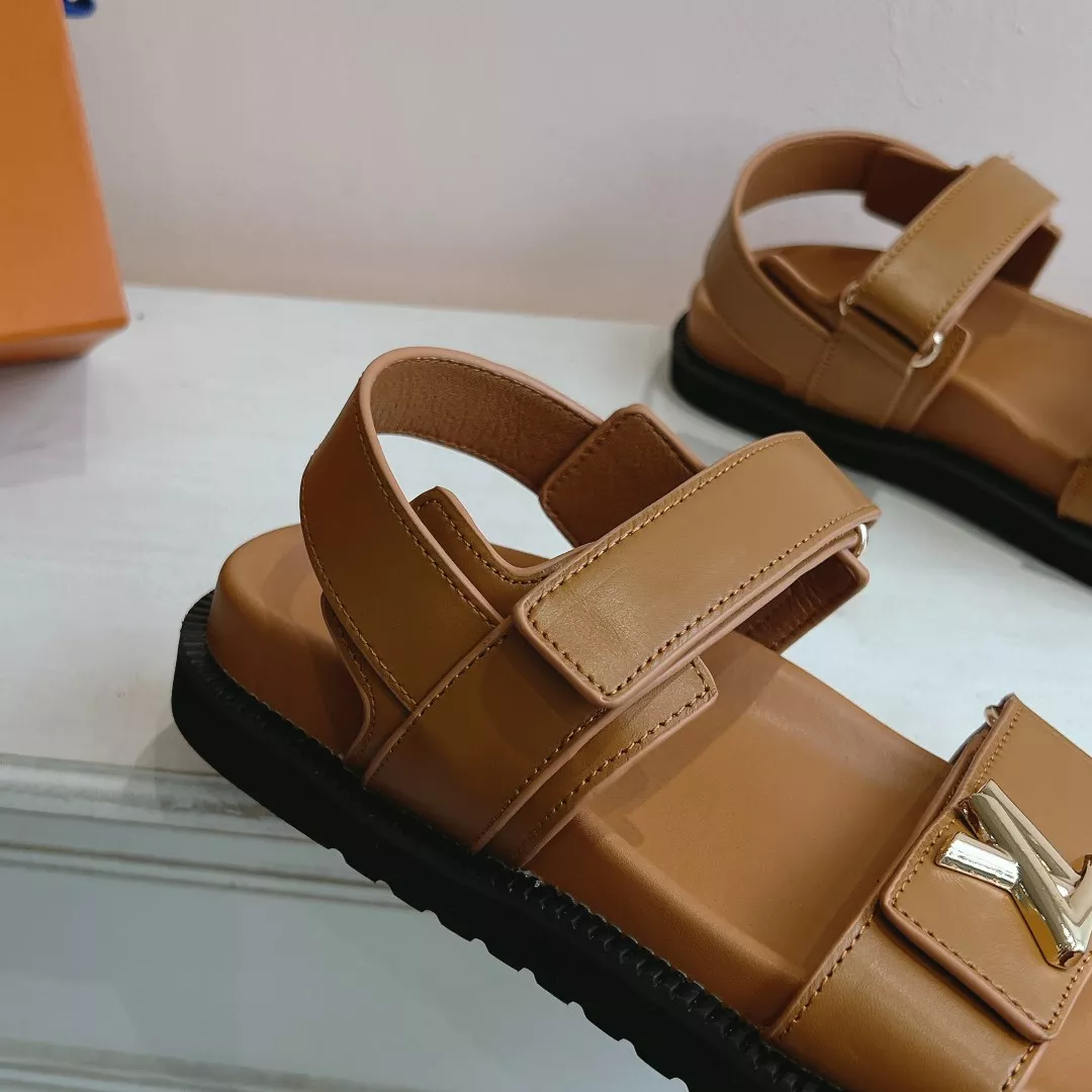 Louis Vuitton Sandal For Women Durable 9338