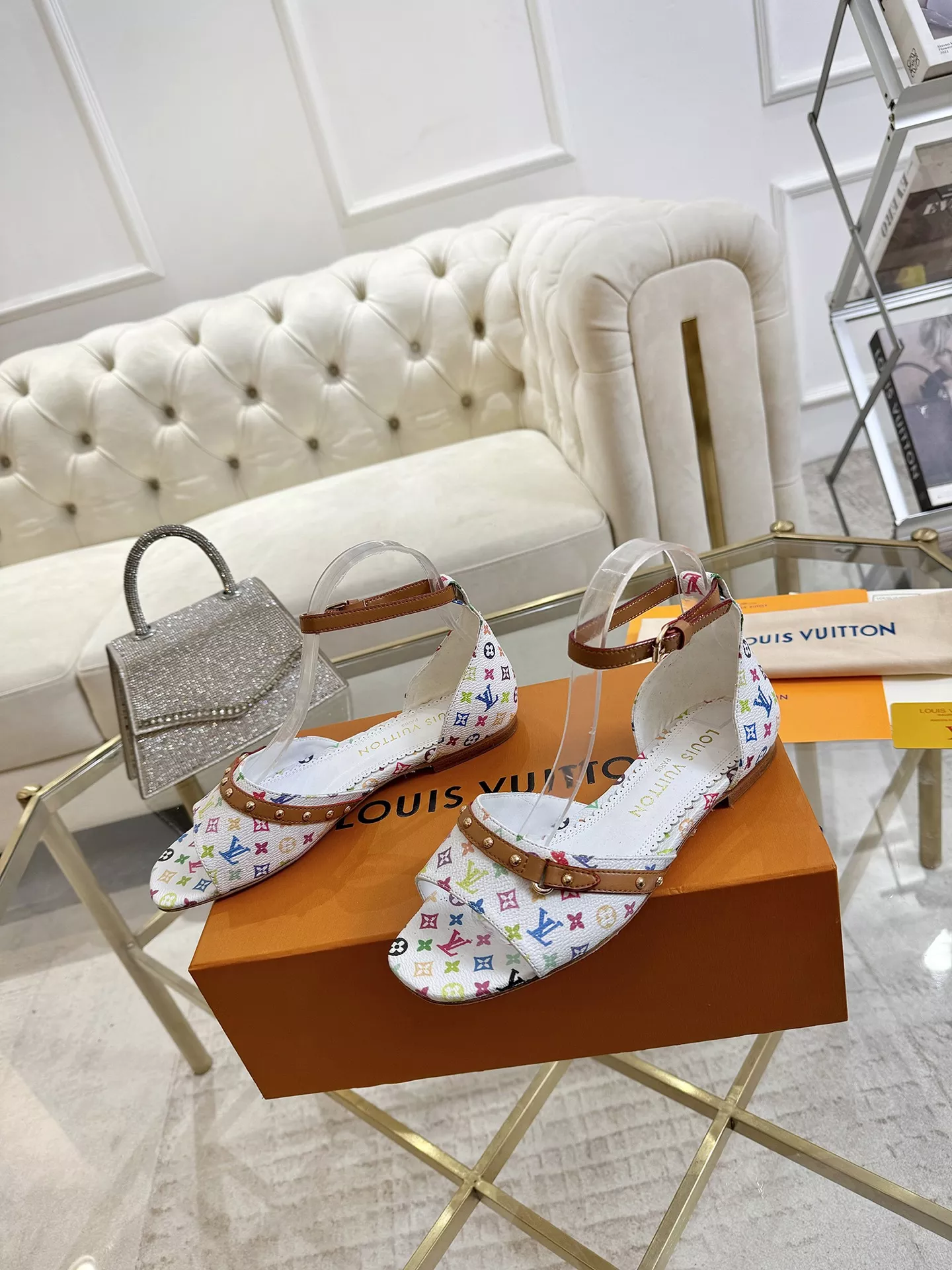 Louis Vuitton Sandal For Women Durable 9598