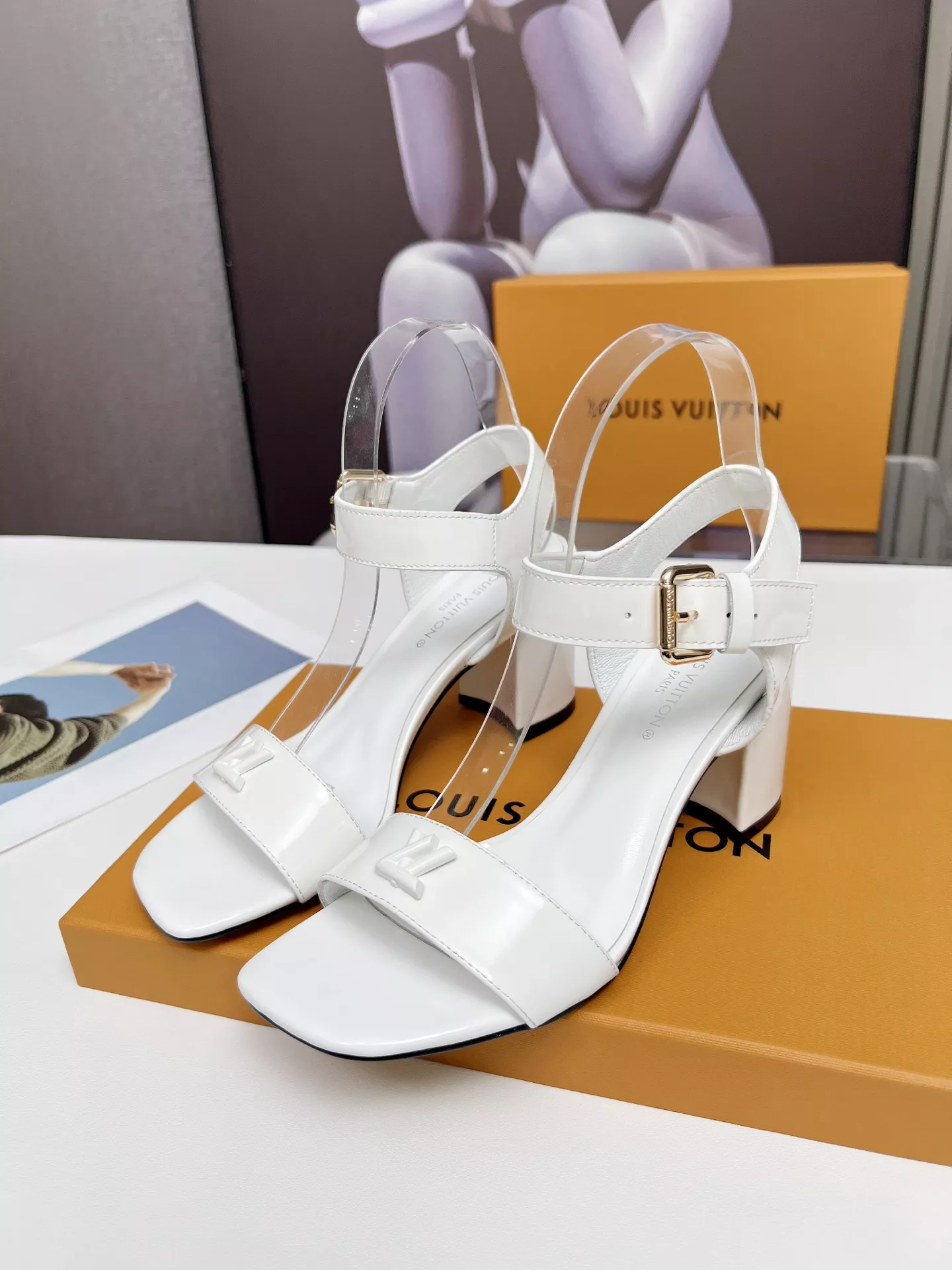 Louis Vuitton Sandal For Women Flexible 6093