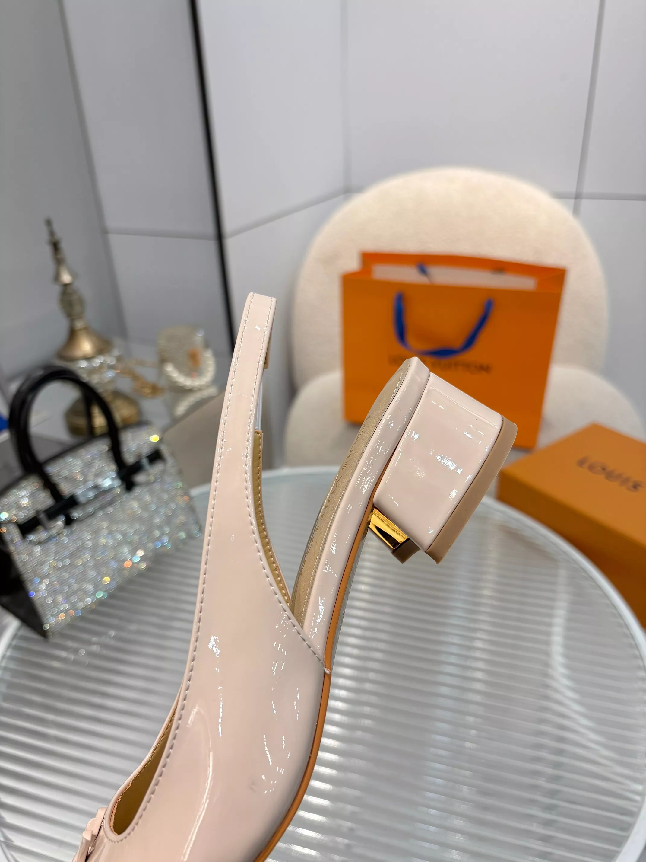 Louis Vuitton Sandal For Women Lightweight 9716