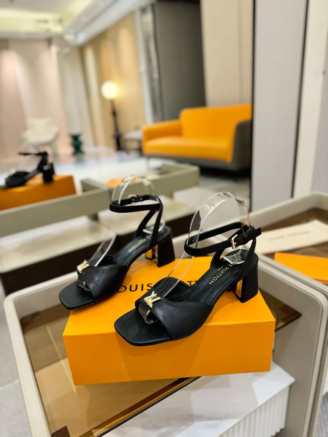 Louis Vuitton Sandal For Women Sophisticated 715