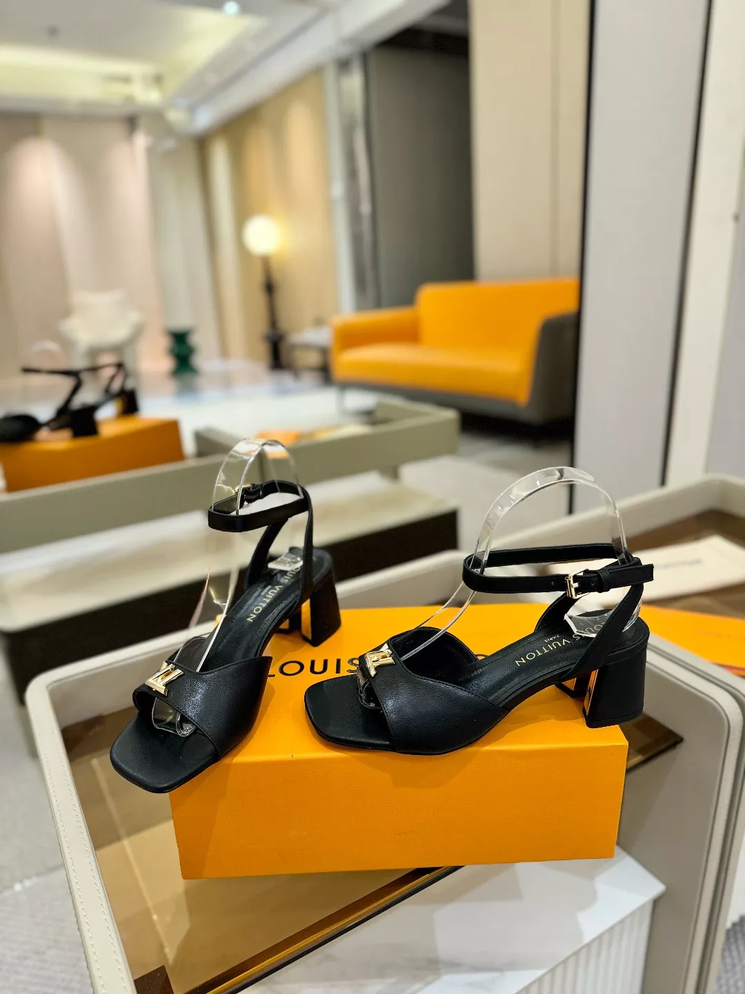 Louis Vuitton Sandal For Women Sophisticated 715