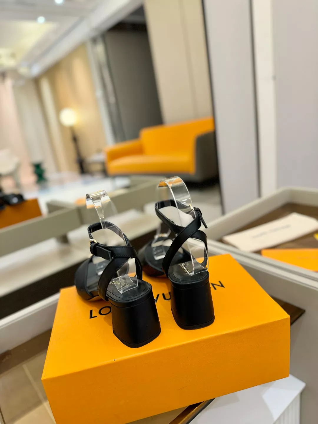 Louis Vuitton Sandal For Women Sophisticated 715