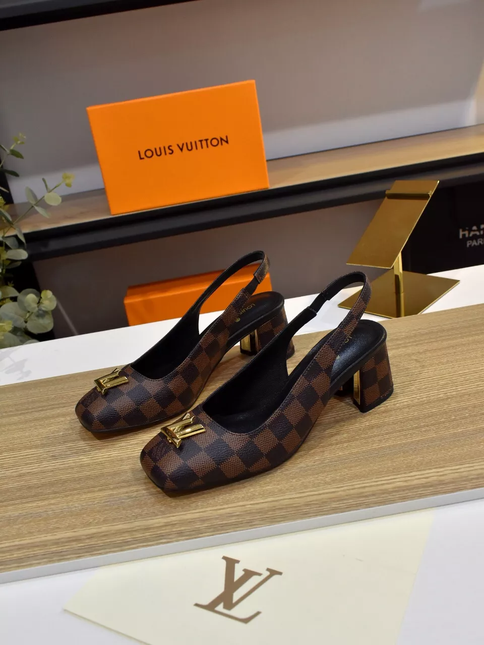 Louis Vuitton Sandal For Women Stylish 8221