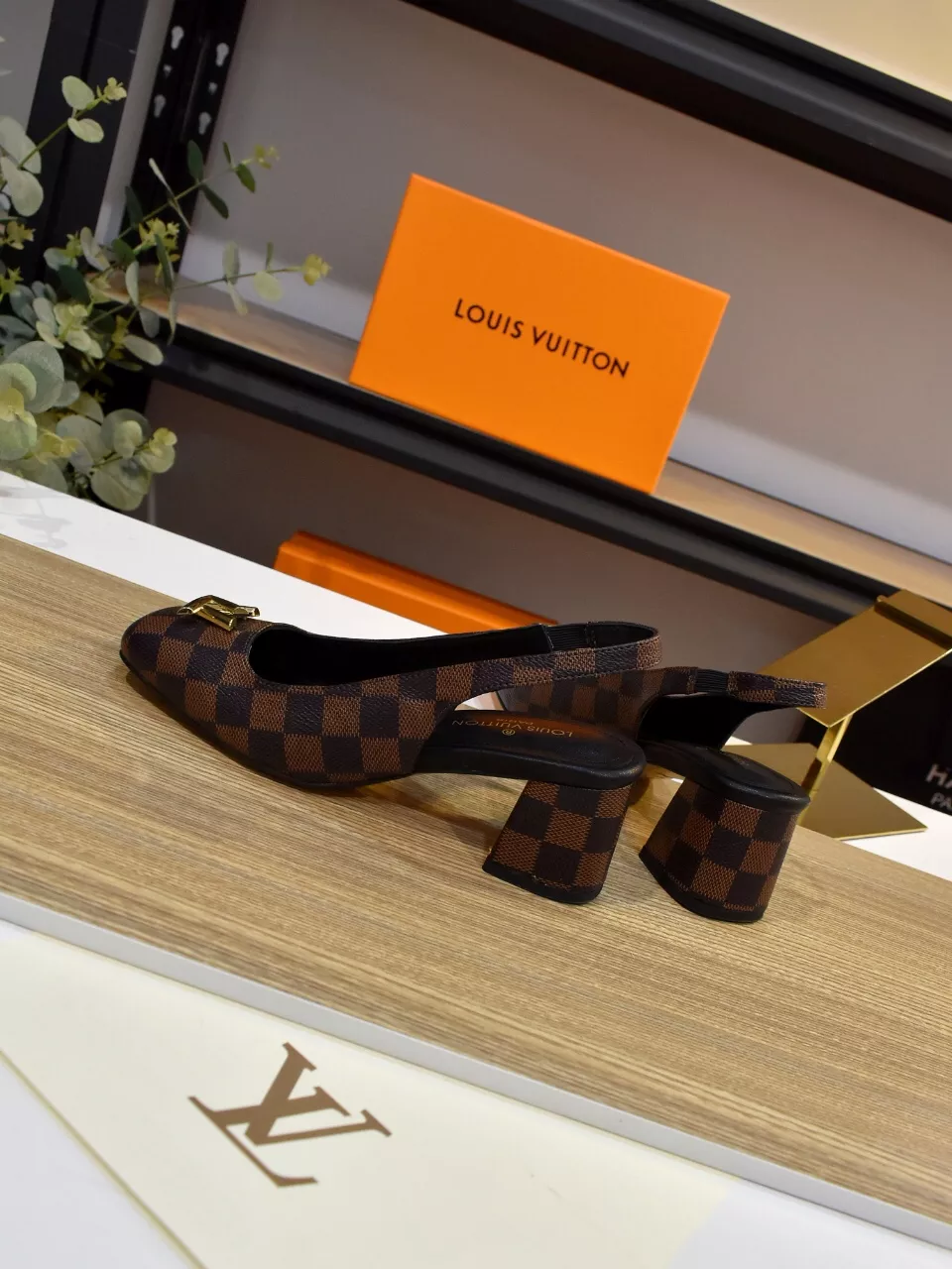 Louis Vuitton Sandal For Women Stylish 8221