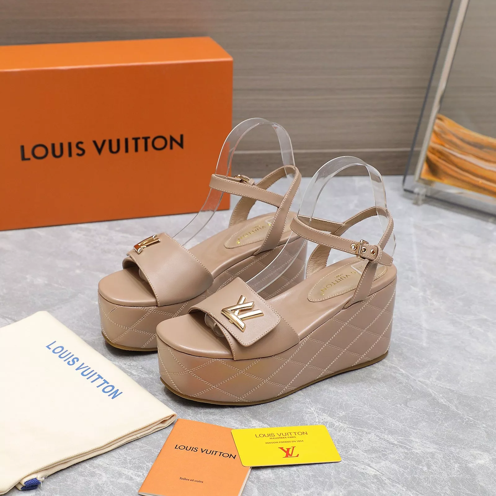 Louis Vuitton Sandal For Women TopPick 2407