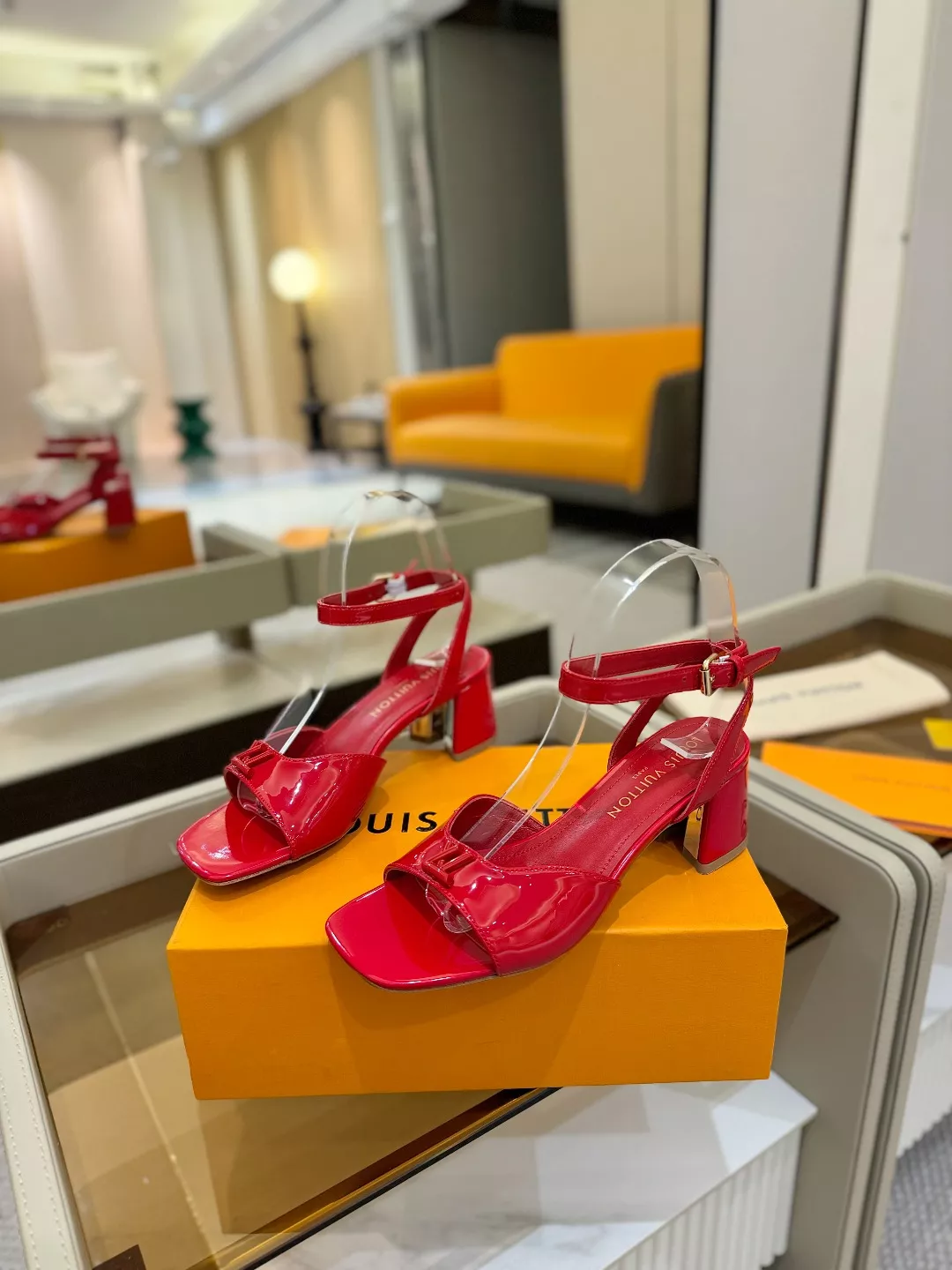Louis Vuitton Sandal For Women UrbanStyle 3495