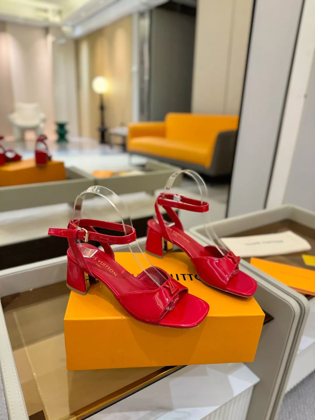 Louis Vuitton Sandal For Women UrbanStyle 3495