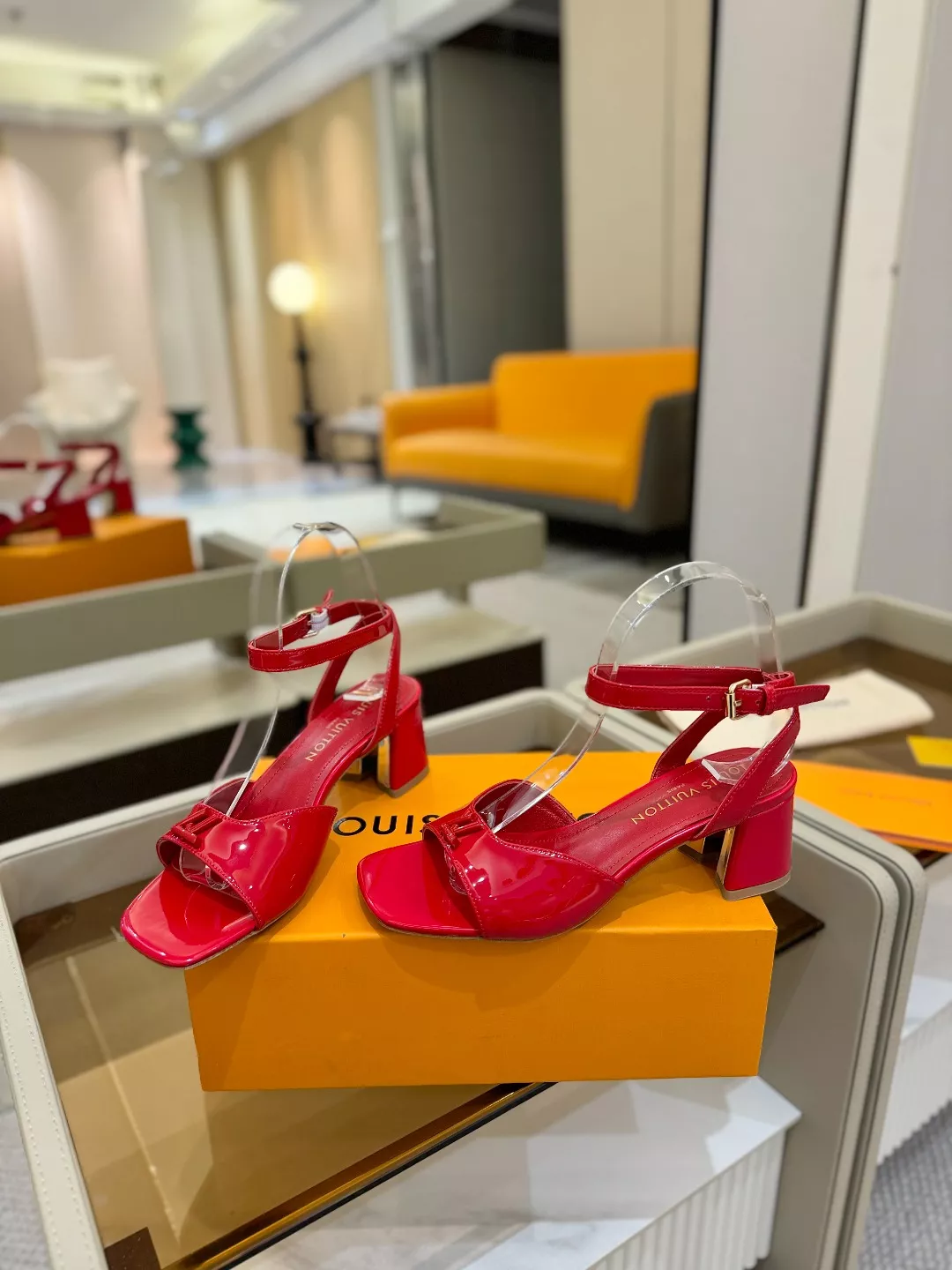 Louis Vuitton Sandal For Women UrbanStyle 3495