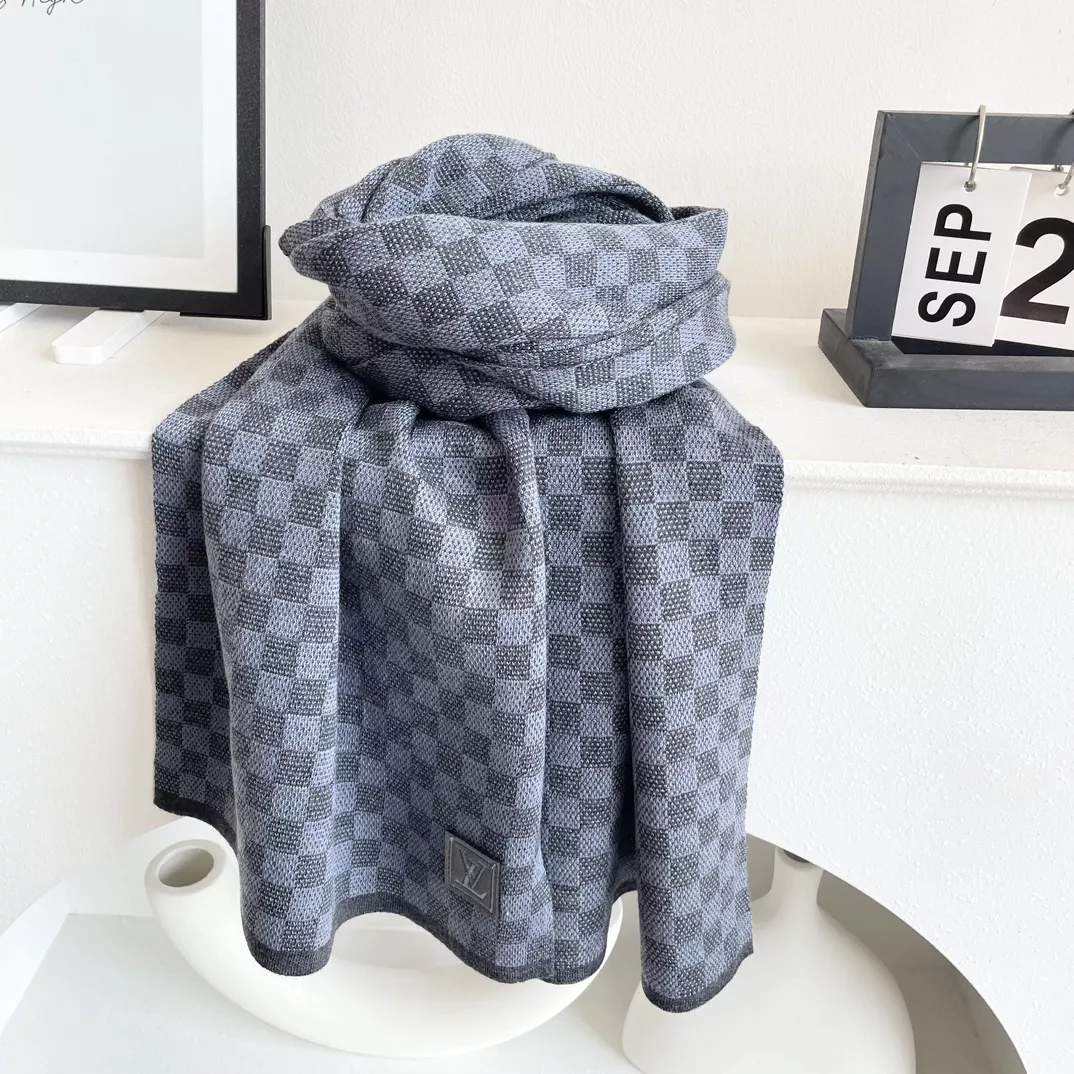 Louis Vuitton Scarf For Unisex Classic 9578