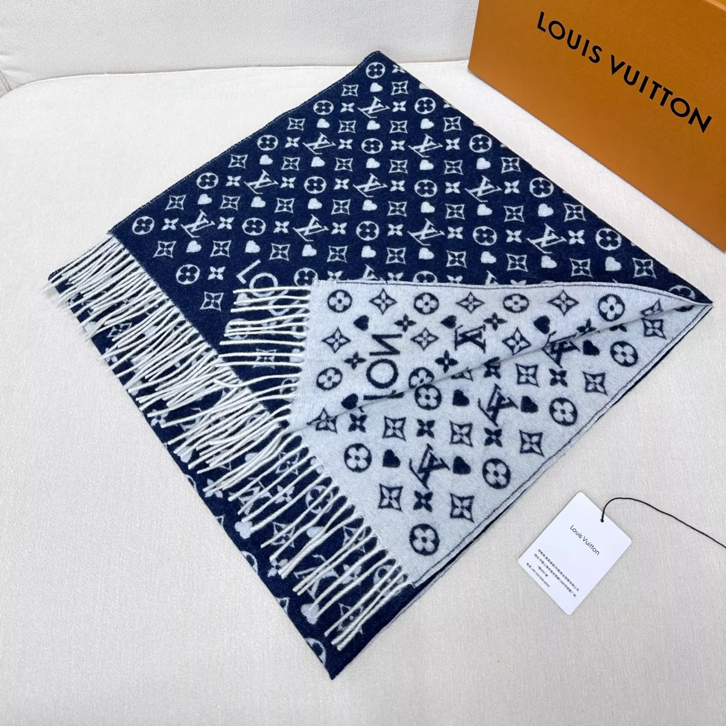 Louis Vuitton Scarf For Unisex HighQuality 413