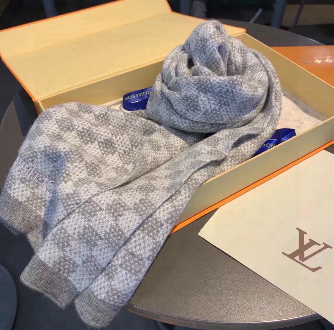 Louis Vuitton Scarf For Unisex Lightweight 1772