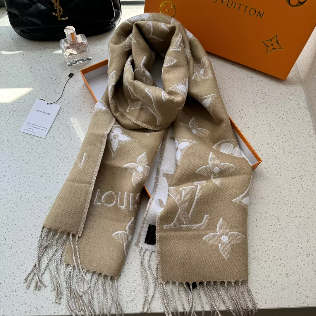 Louis Vuitton Scarf For Unisex Popular 1764