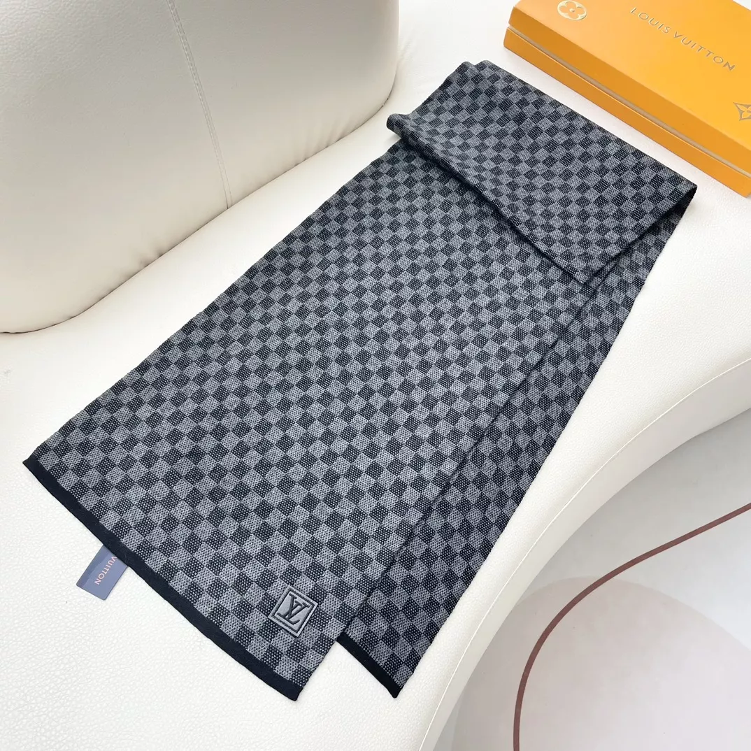 Louis Vuitton Scarf For Unisex Refined 6258