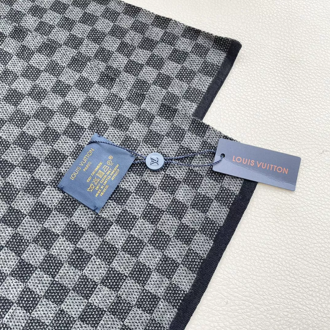 Louis Vuitton Scarf For Unisex Refined 6258