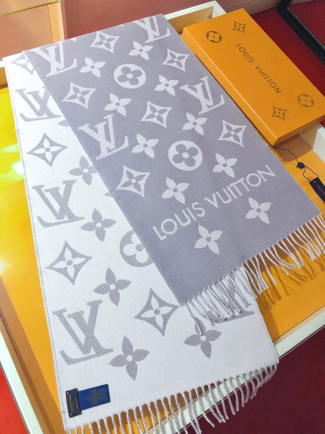 Louis Vuitton Scarf For Women Durable 9672