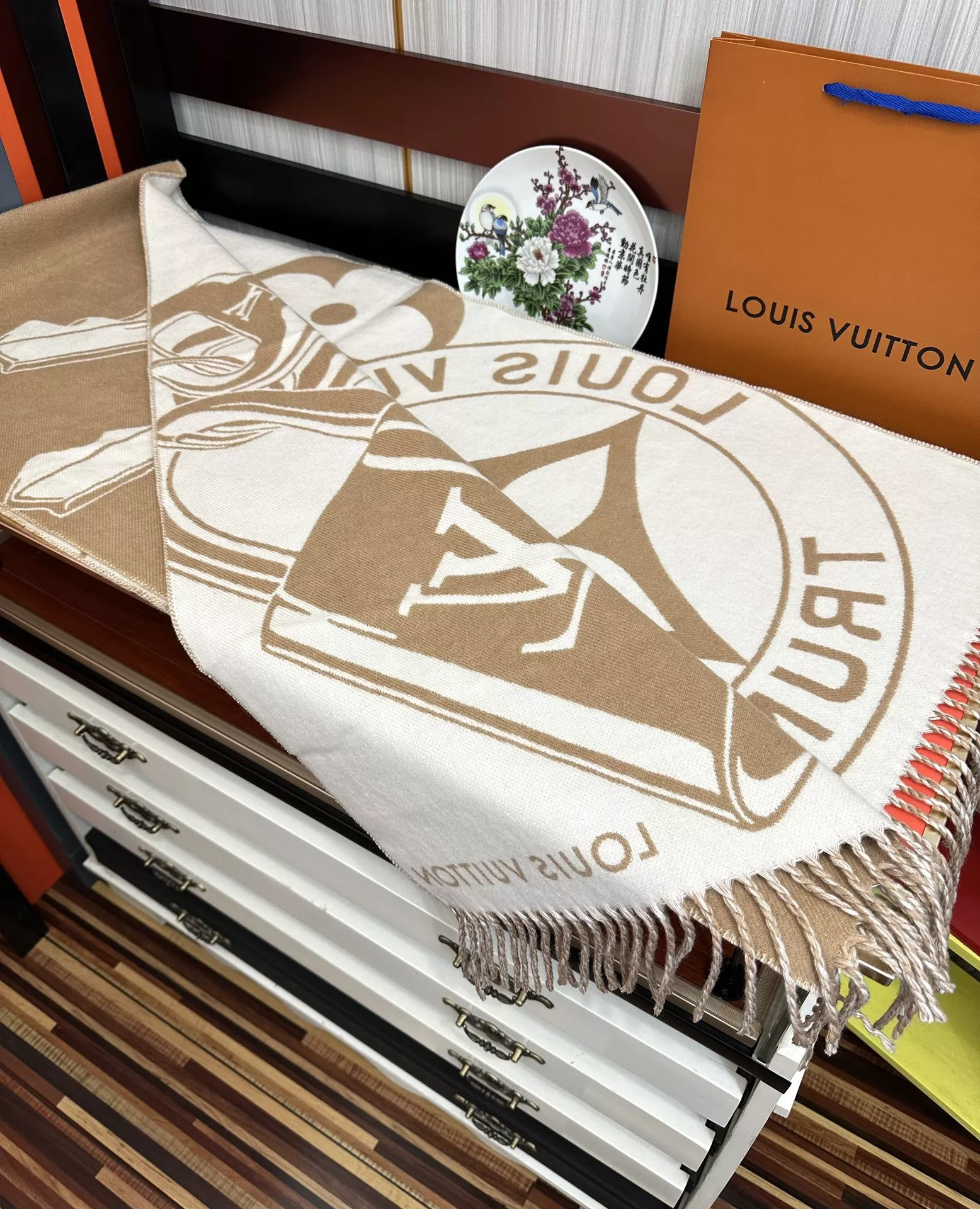 Louis Vuitton Scarf For Women Fashionable 4911