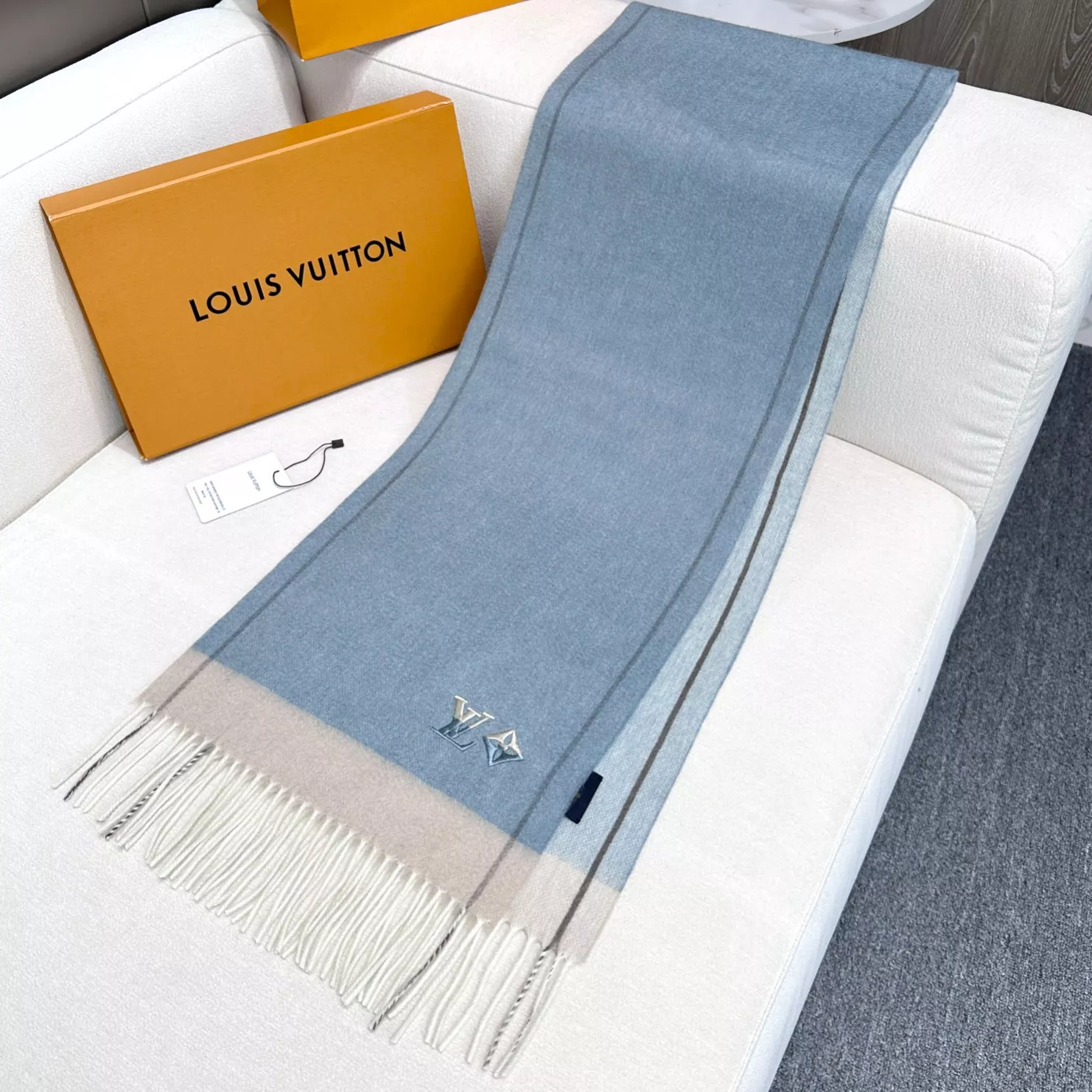 Louis Vuitton Scarf Functional 4361