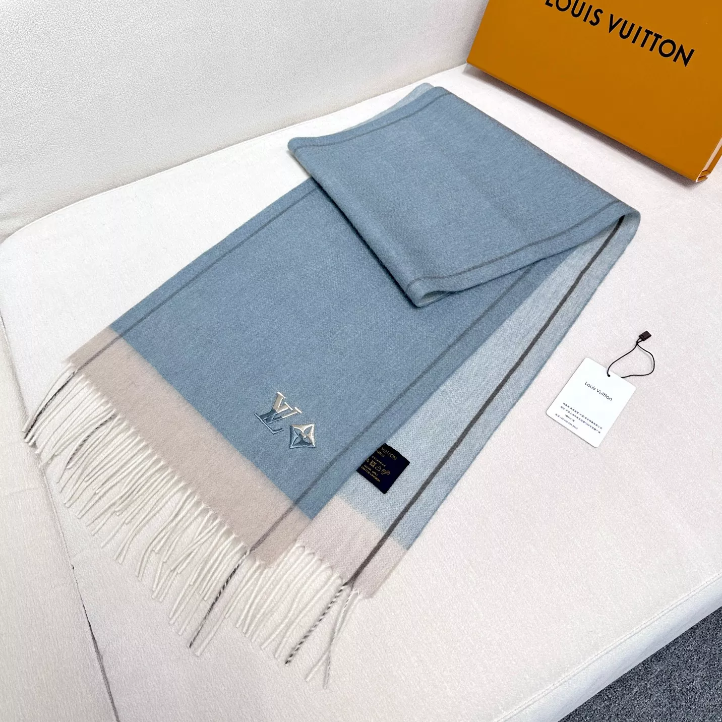 Louis Vuitton Scarf Functional 4361