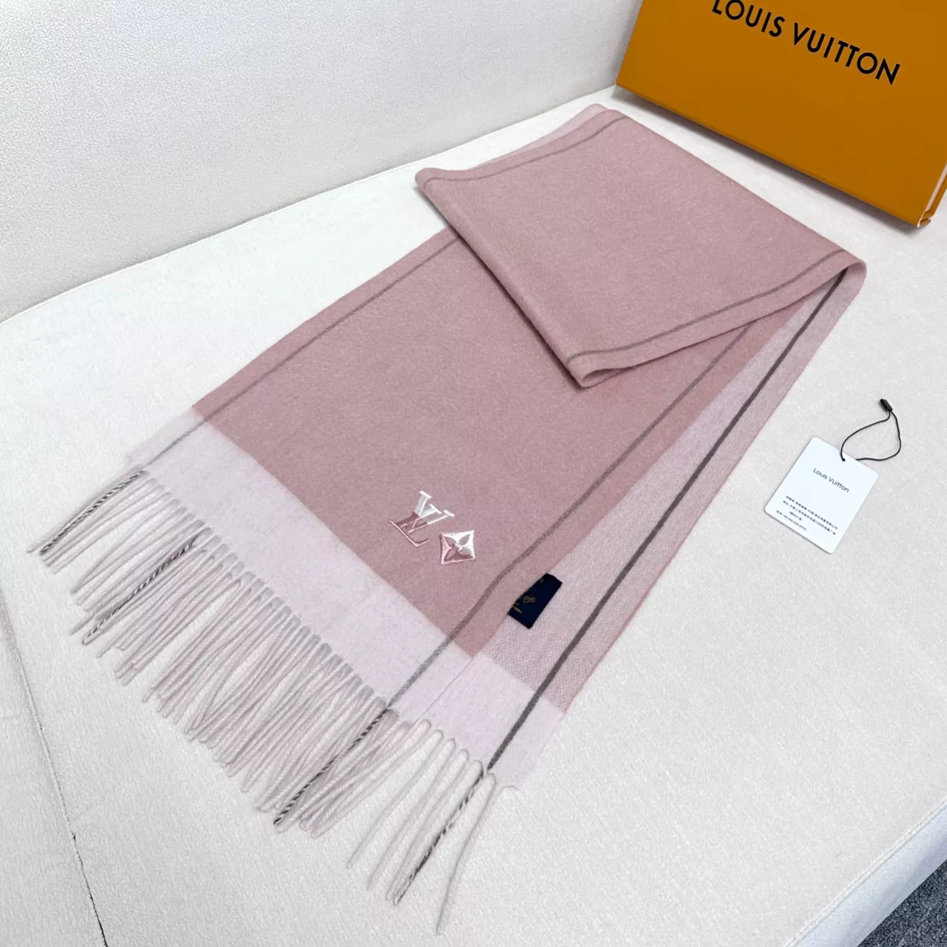 Louis Vuitton Scarf HighQuality 8996
